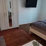 아파트 Maja Vendeghaz Dunaalmás