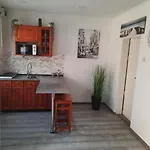 아파트 Maja Vendeghaz *