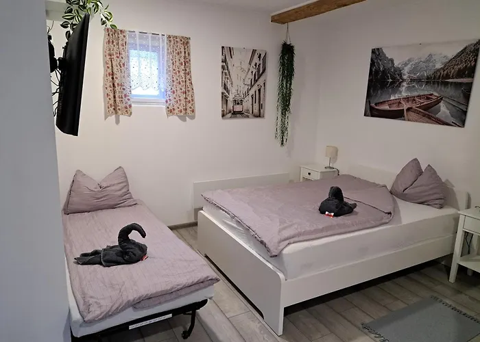 Maja Vendeghaz Apartament *